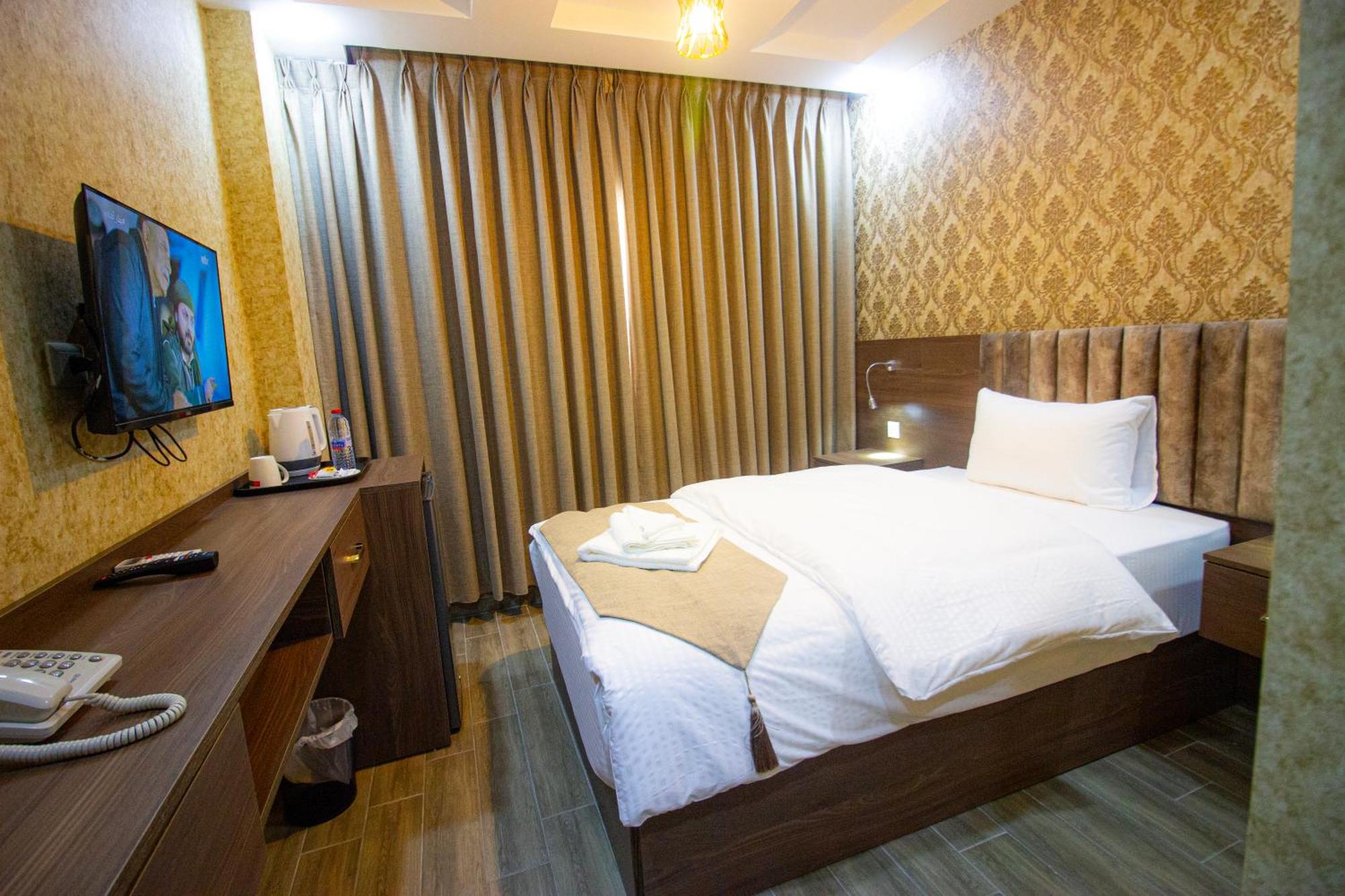 Beirut Hotel 2 New Аман Екстериор снимка